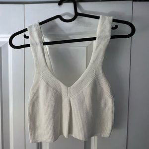 Aritzia crop top